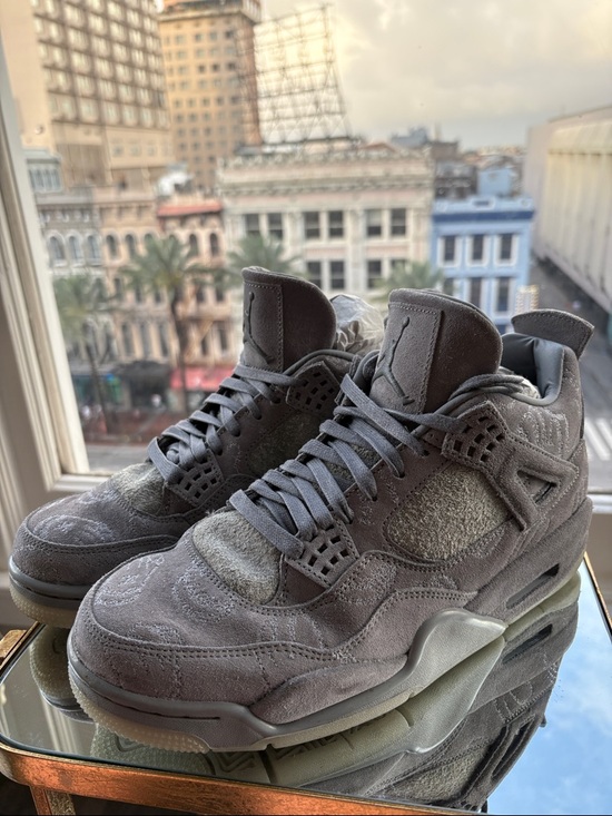 Jordan Other - Air Jordan 4 Retro Kaws Gray Suede